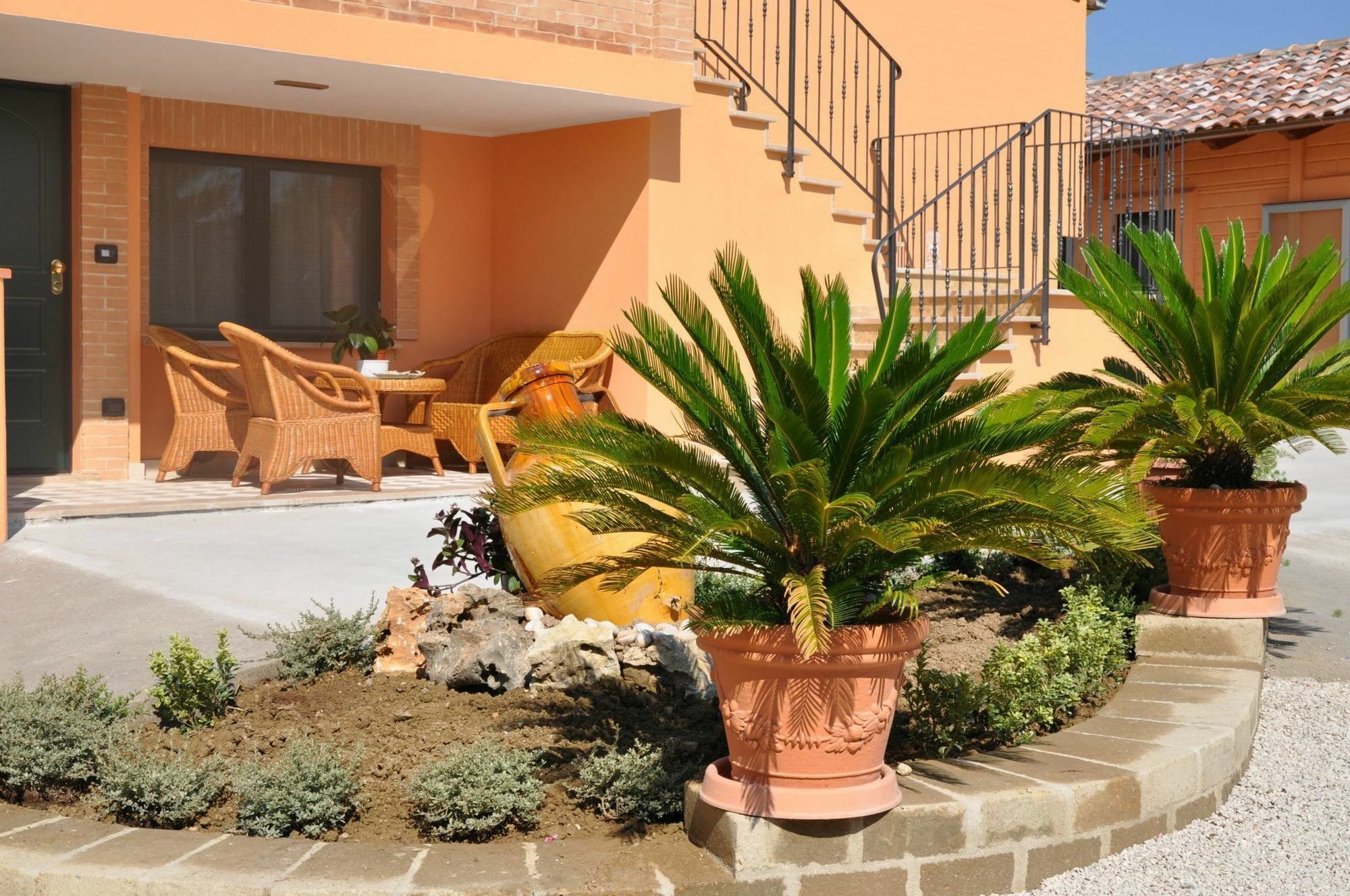 Agriturismo Le Vigne فيرمو المظهر الخارجي الصورة