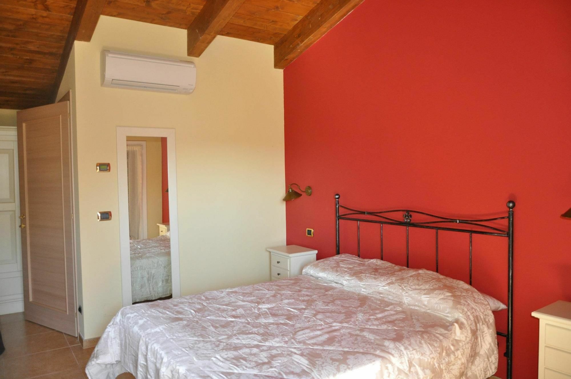 Agriturismo Le Vigne فيرمو المظهر الخارجي الصورة