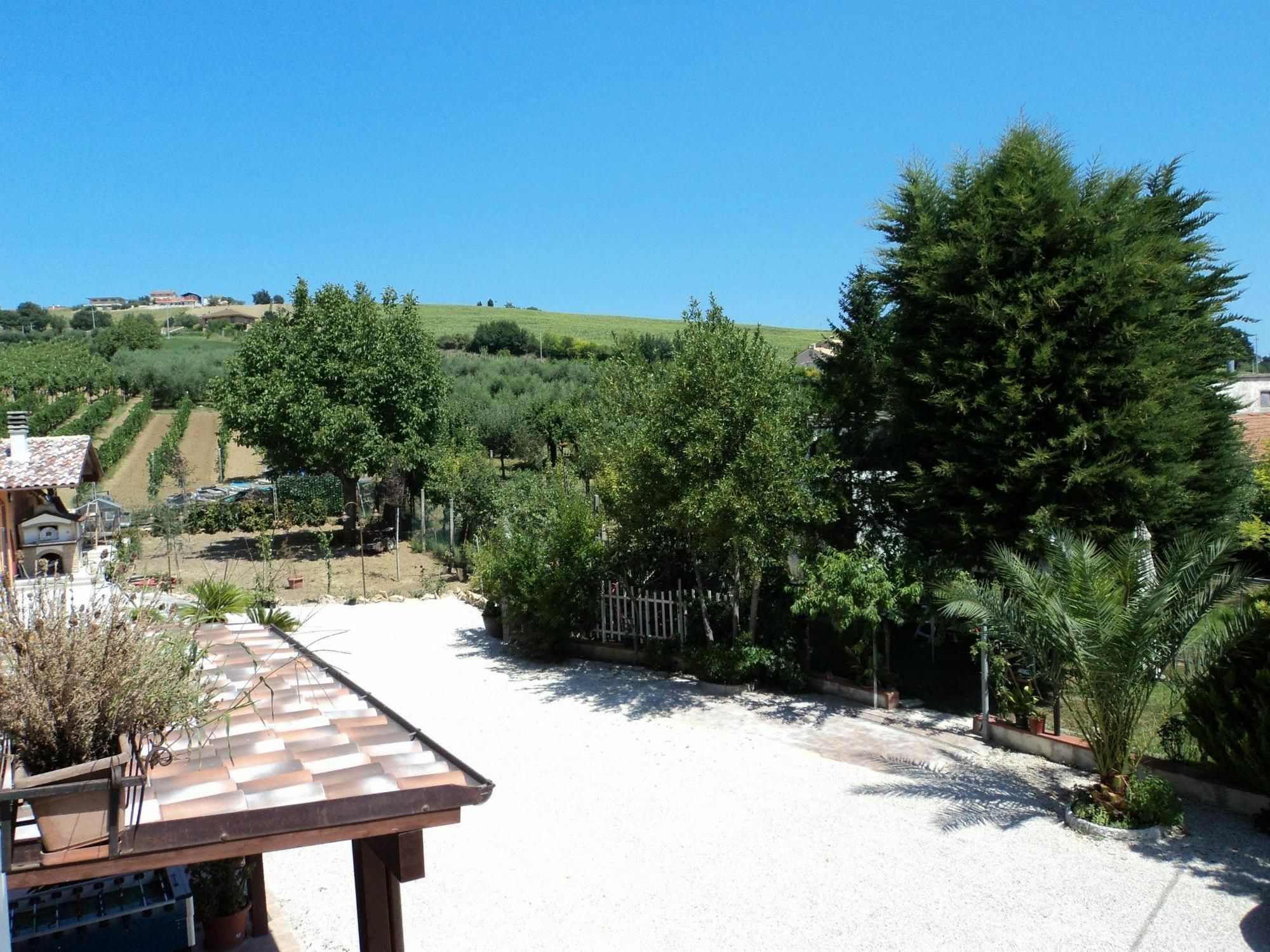 Agriturismo Le Vigne فيرمو المظهر الخارجي الصورة